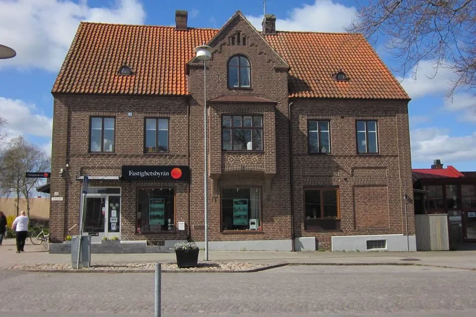Svalöv — Realskolegatan 8-10
